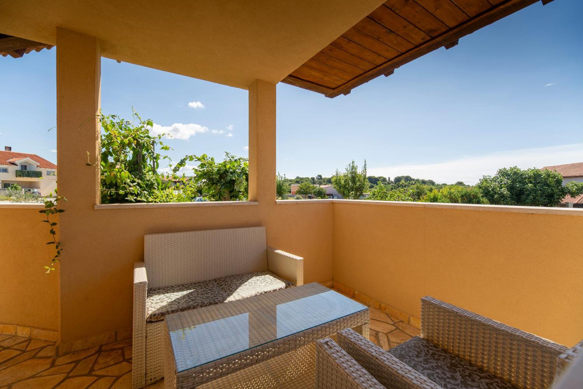 Apartman Viki Stinjan Pula Exterior foto